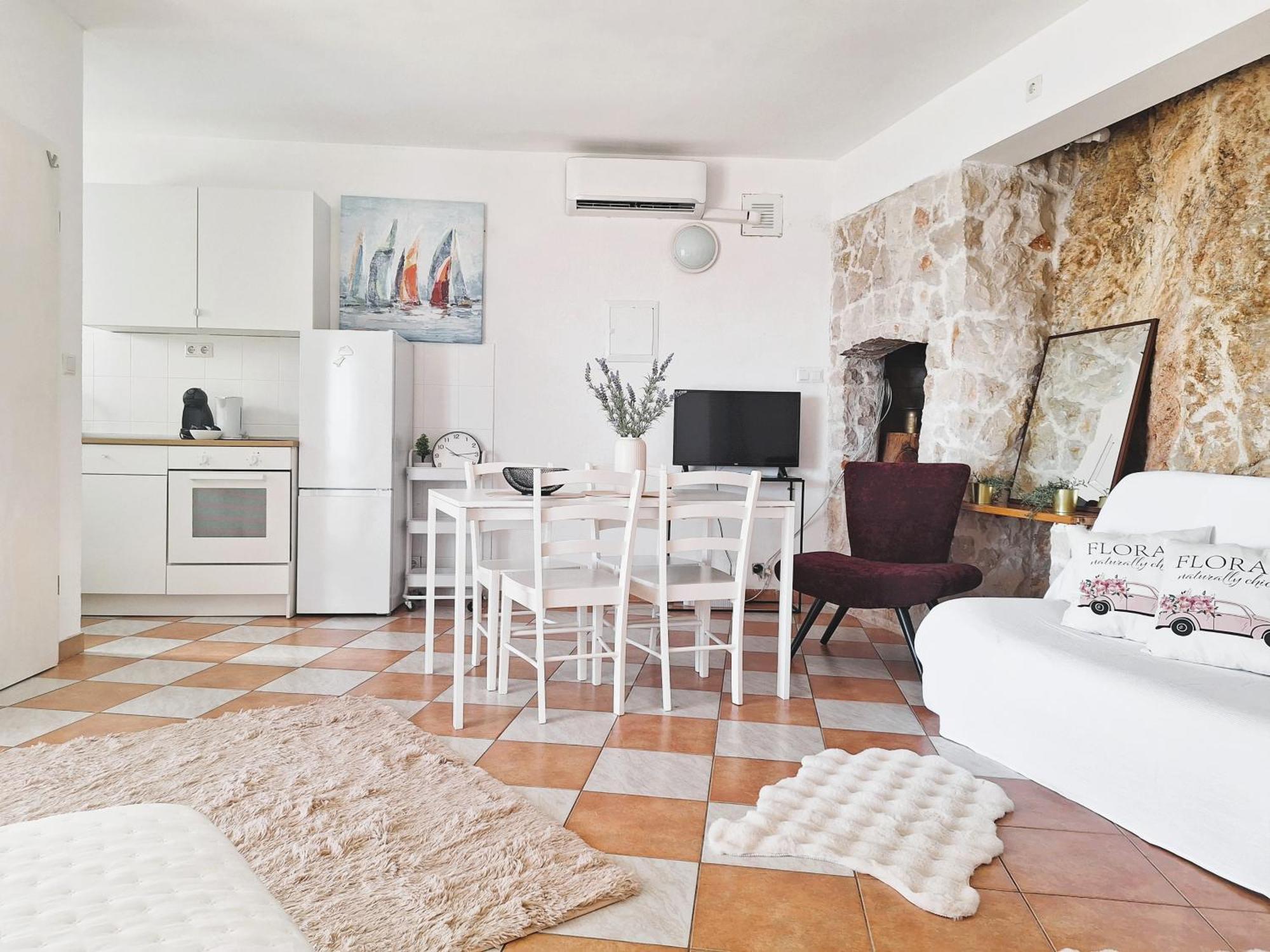 Apartmani Stine Donji Okrug  ภายนอก รูปภาพ
