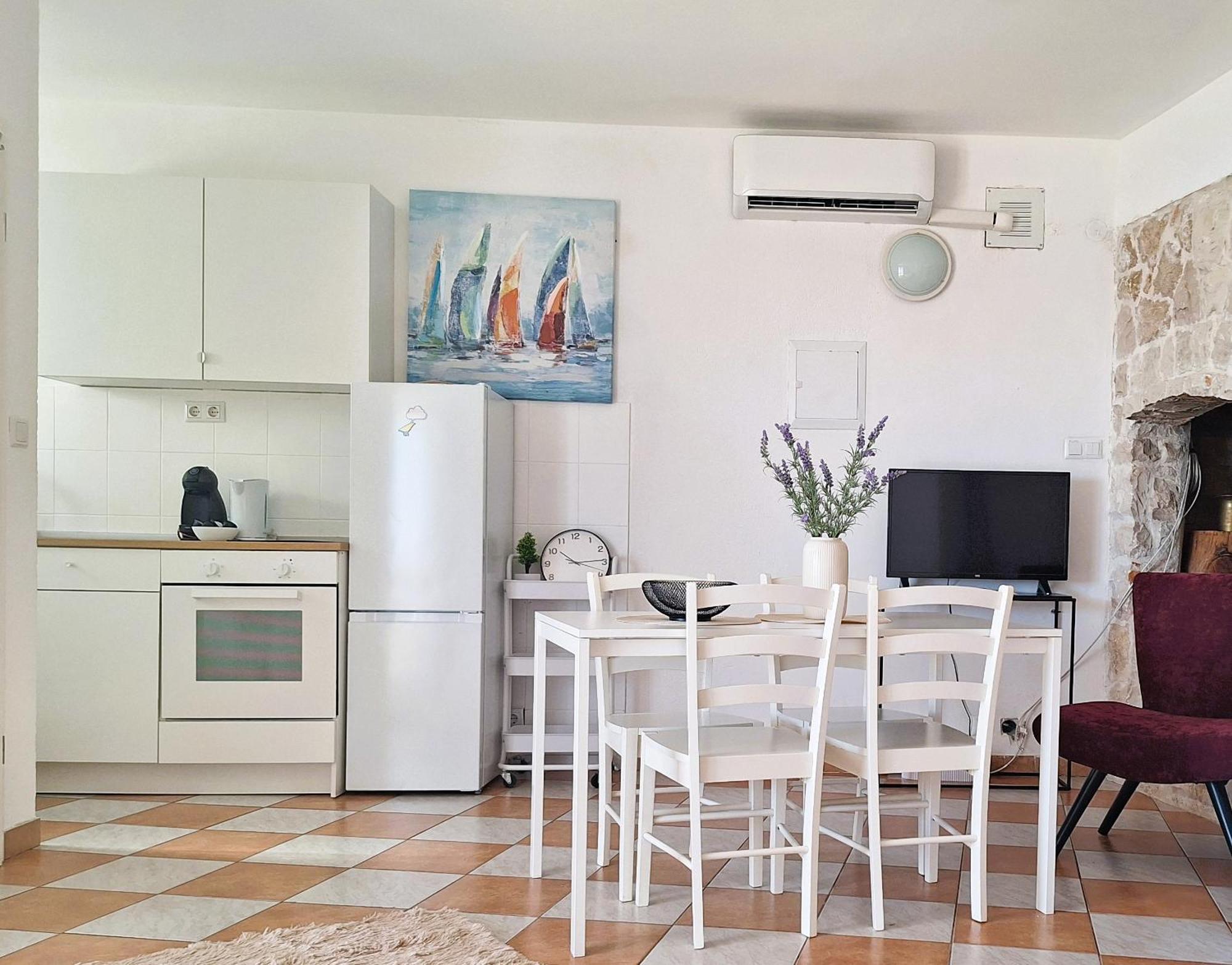 Apartmani Stine Donji Okrug  ภายนอก รูปภาพ